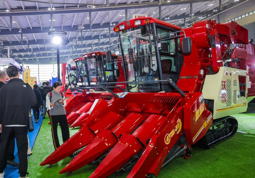 内蒙古农牧业科学院作物科学研究所来北京站开展交流